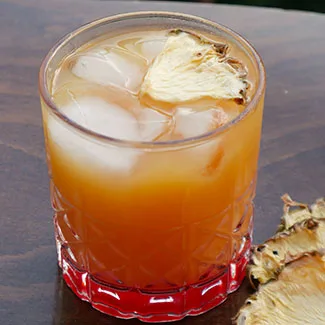 Dehydrated pineapple quarter - original cocktail decoration Dehydrated pineapple quarter - original cocktail decoration
